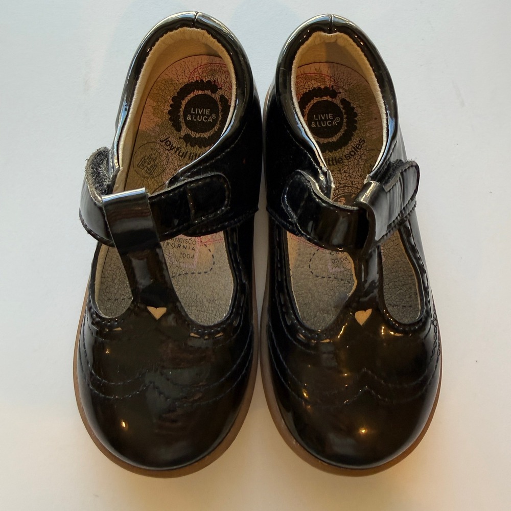 Livie & Luca Black Patent T-Strap Mary Jane Shoes Wingtip Heart Toddler 8M